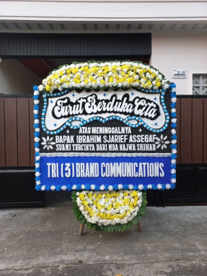 Papan Bunga Duka di Kayan Selatan